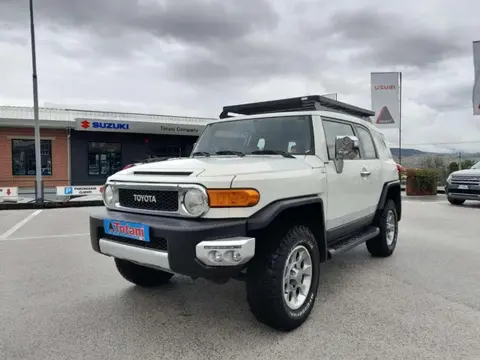 Used TOYOTA FJ CRUISER Petrol 2015 Ad 