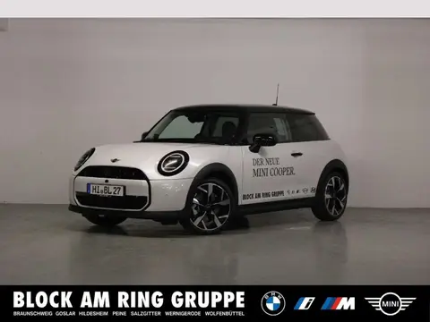 Used MINI COOPER Petrol 2024 Ad 