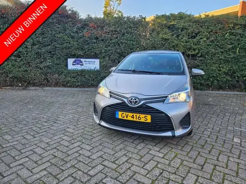 Used TOYOTA YARIS Petrol 2015 Ad 