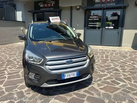 Annonce FORD KUGA Diesel 2017 d'occasion 