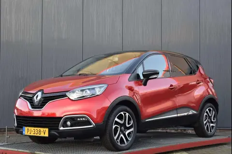 Used RENAULT CAPTUR Petrol 2017 Ad 