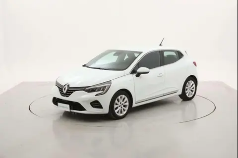 Used RENAULT CLIO Hybrid 2022 Ad 