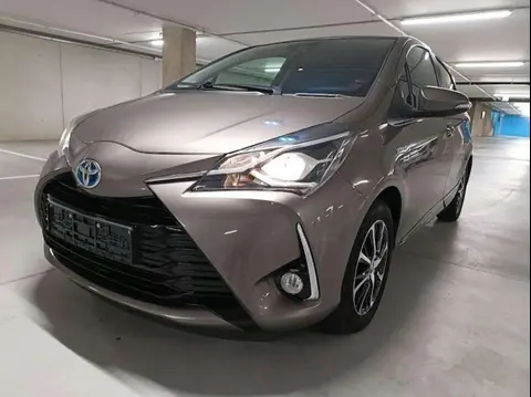 Used TOYOTA YARIS Hybrid 2018 Ad 