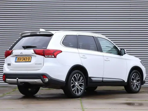 Used MITSUBISHI OUTLANDER Petrol 2016 Ad 