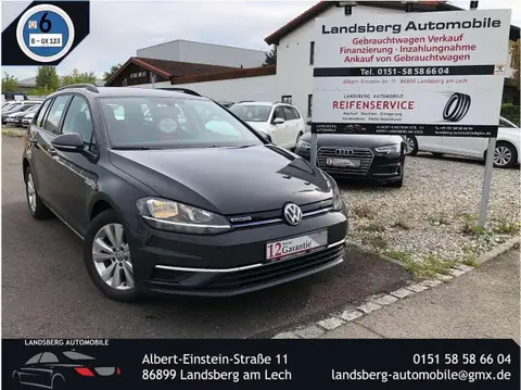 Used VOLKSWAGEN GOLF  2019 Ad 