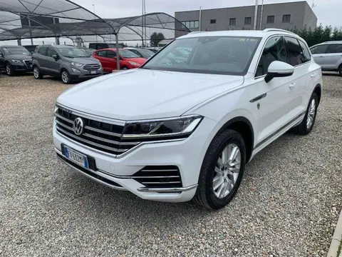 Used VOLKSWAGEN TOUAREG Diesel 2019 Ad 