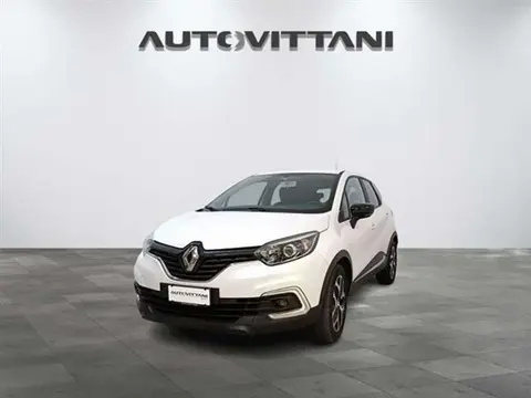 Used RENAULT CAPTUR Hybrid 2020 Ad 