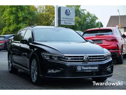 Annonce VOLKSWAGEN PASSAT Essence 2023 d'occasion 