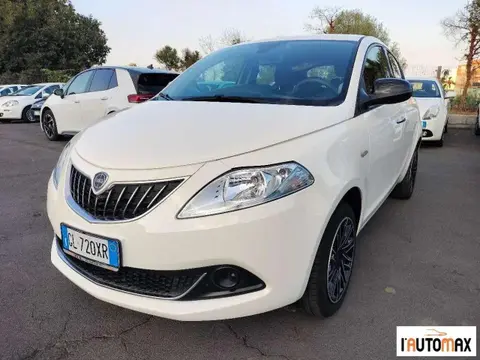 Used LANCIA YPSILON Hybrid 2022 Ad 