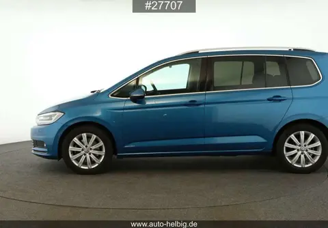 Used VOLKSWAGEN TOURAN  2019 Ad 