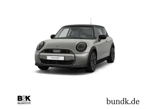 Used MINI COOPER Petrol 2024 Ad 