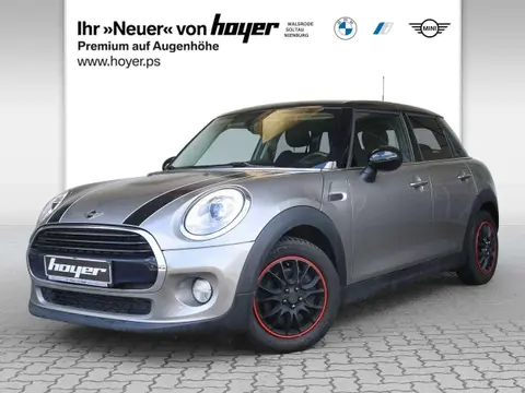 Annonce MINI COOPER Essence 2017 d'occasion Allemagne