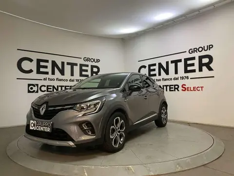 Used RENAULT CAPTUR Hybrid 2021 Ad 