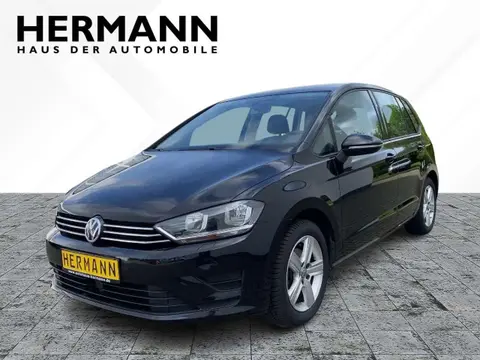 Used VOLKSWAGEN GOLF Petrol 2015 Ad 