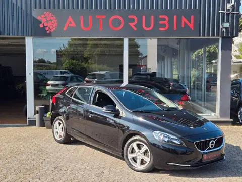 Used VOLVO V40 Petrol 2017 Ad 