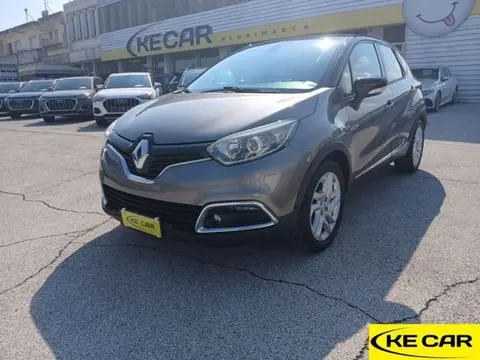 Used RENAULT CAPTUR Petrol 2015 Ad 