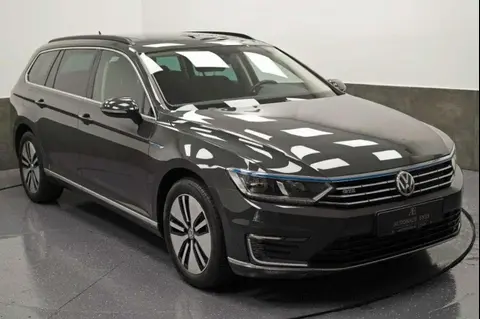 Used VOLKSWAGEN PASSAT Hybrid 2018 Ad 