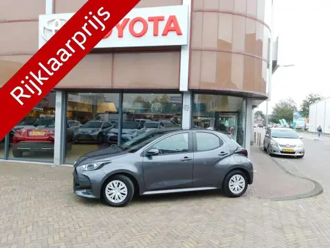 Used TOYOTA YARIS Hybrid 2022 Ad 