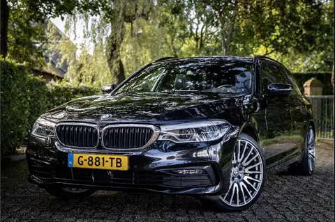 Annonce BMW SERIE 5 Essence 2018 d'occasion 