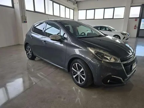 Used PEUGEOT 208 Petrol 2016 Ad 