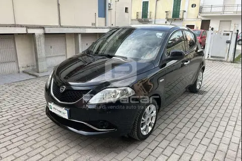 Annonce LANCIA YPSILON Essence 2016 d'occasion 