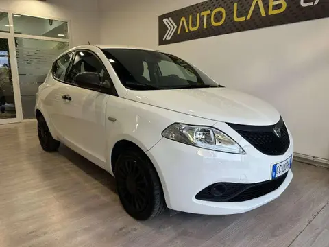 Used LANCIA YPSILON Hybrid 2021 Ad 