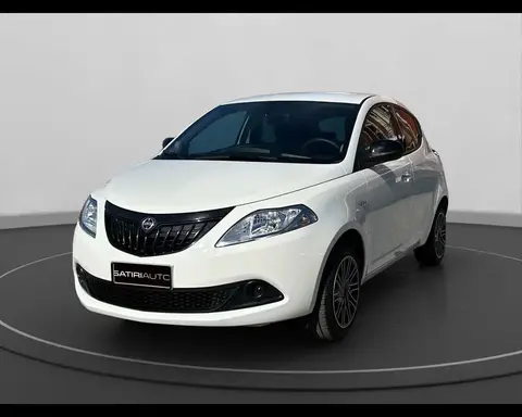 Used LANCIA YPSILON Hybrid 2024 Ad 