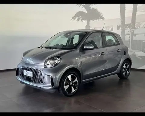 Used SMART FORFOUR Electric 2021 Ad 