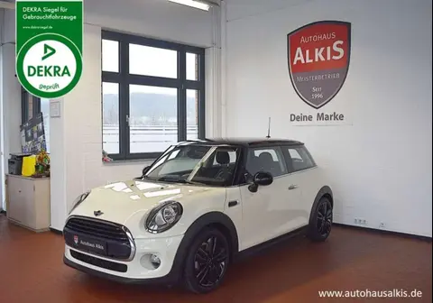 Used MINI COOPER Petrol 2016 Ad 