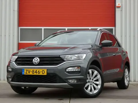 Annonce VOLKSWAGEN T-ROC Essence 2019 d'occasion 