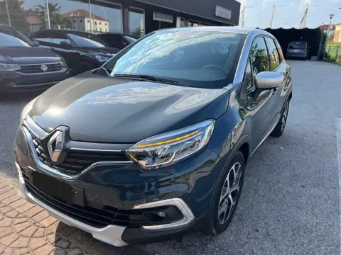 Annonce RENAULT CAPTUR Essence 2019 d'occasion 