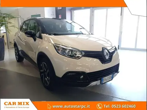 Used RENAULT CAPTUR Diesel 2017 Ad 