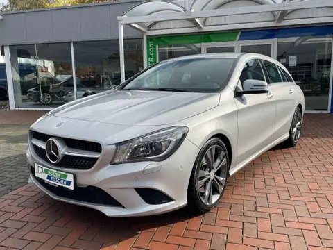 Used MERCEDES-BENZ CLASSE CLA Petrol 2015 Ad 