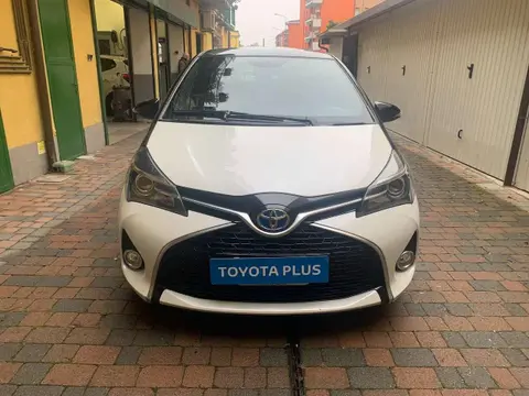 Used TOYOTA YARIS Hybrid 2017 Ad 