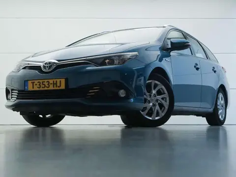 Used TOYOTA AURIS Hybrid 2016 Ad 