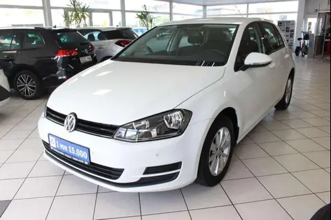 Used VOLKSWAGEN GOLF Petrol 2016 Ad 