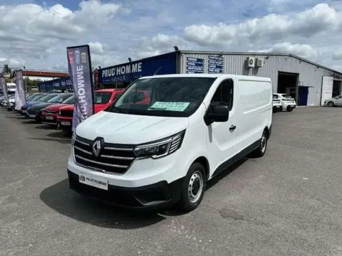 Used RENAULT TRAFIC Diesel 2024 Ad 