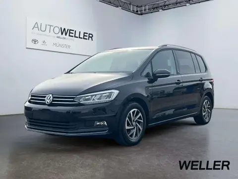 Used VOLKSWAGEN TOURAN Petrol 2017 Ad 