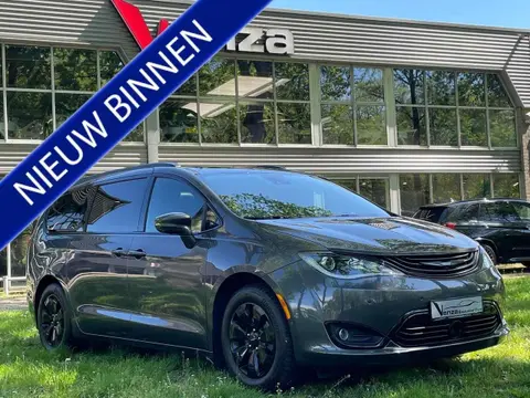Used CHRYSLER PACIFICA Hybrid 2019 Ad 