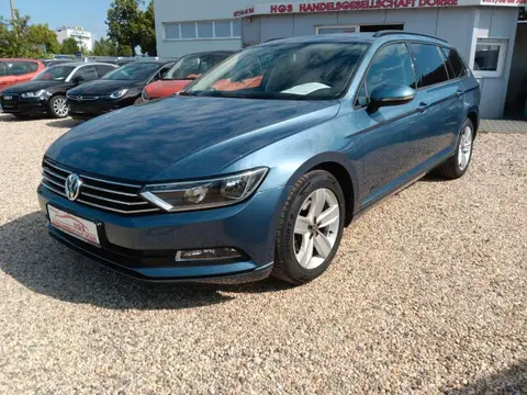 Used VOLKSWAGEN PASSAT Petrol 2015 Ad 