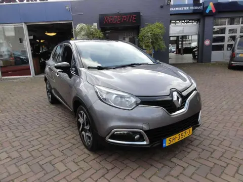 Used RENAULT CAPTUR Petrol 2015 Ad 