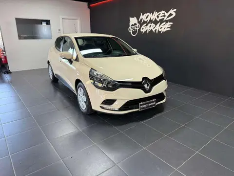 Used RENAULT CLIO Petrol 2017 Ad 