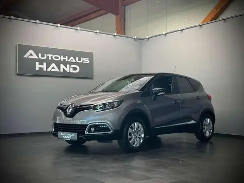 Used RENAULT CAPTUR Petrol 2016 Ad 