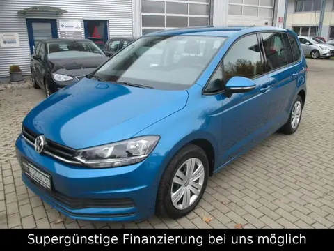 Used VOLKSWAGEN TOURAN Petrol 2017 Ad 