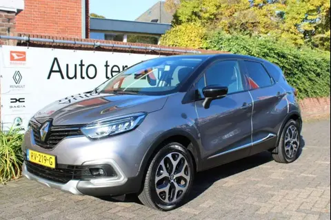 Used RENAULT CAPTUR Petrol 2018 Ad 