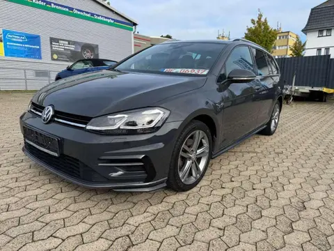 Used VOLKSWAGEN GOLF Petrol 2018 Ad 