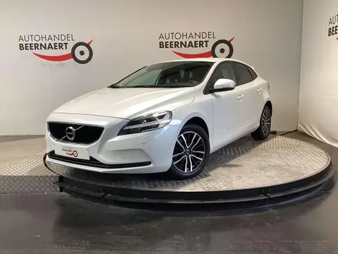 Annonce VOLVO V40 Essence 2019 d'occasion 