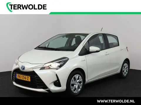 Used TOYOTA YARIS Hybrid 2017 Ad 