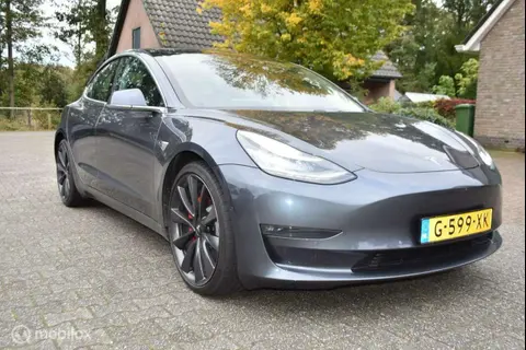 Used TESLA MODEL 3 Electric 2019 Ad 