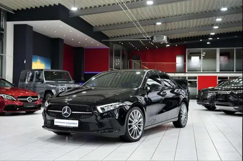 Annonce MERCEDES-BENZ CLASSE A Essence 2019 d'occasion Allemagne